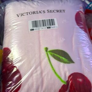 Pink cherry blanket